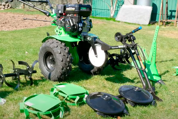 Видеообзор мотоблока Aurora COUNTRY 800 MULTI-SHIFT