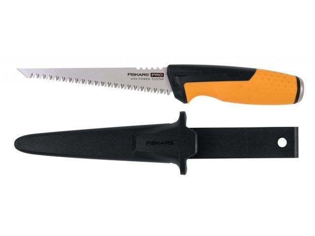 Пила зубчатая с ножнами PowerTooth 8 зубьев на дюйм FISKARS 1062935