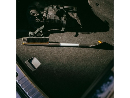 Щетка для снега 63см со скребком Plus FISKARS 1078495