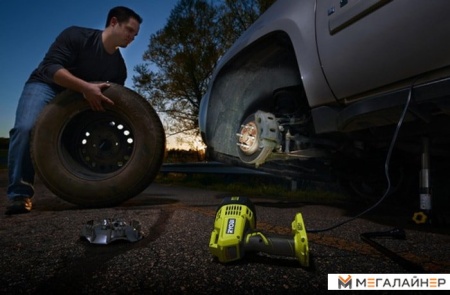 Фонарь Ryobi R18SPL-0 (без аккумулятора)