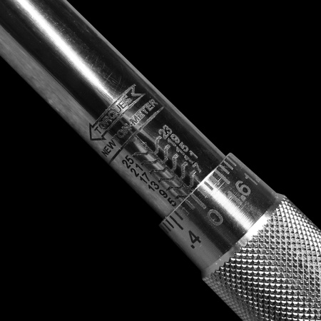 Набор ключей динамометрических  2 предмета 1/2" 28-210Nm + 1/4" 5-25Nm, щелчкового/предельного типа  (Правая-Левая резьба) BERGER BG2163 купить в Минске с доставкой