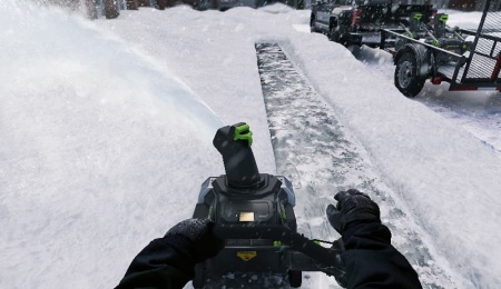 Снегоуборщик Greenworks GD82ST (с АКБ 5 А/ч) купить в Минске с доставкой