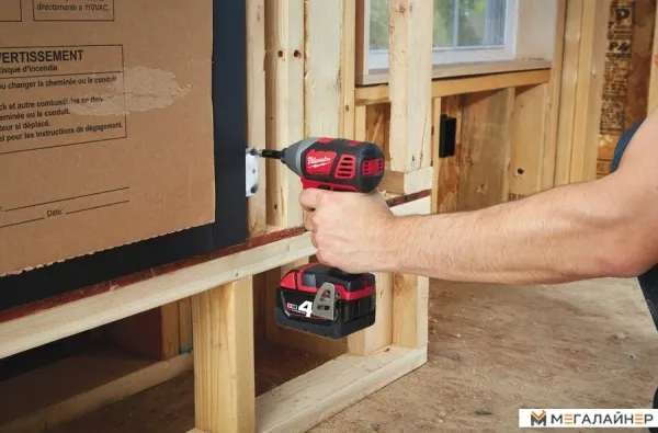 Винтоверт Milwaukee M18 BID-402C 4933443580 (с 2-мя АКБ, кейс) купить в Минске с доставкой