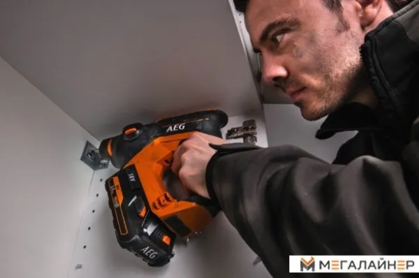 Перфоратор AEG Powertools BBH 18C-0 4935464984 (без АКБ) купить в Минске с доставкой