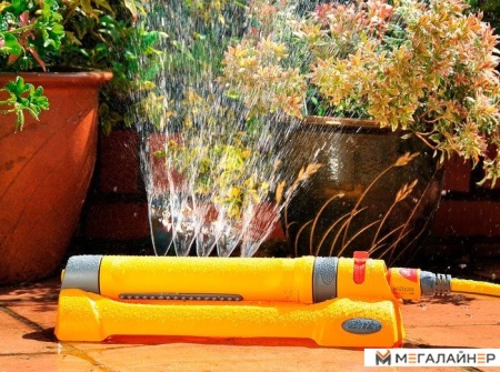 Hozelock Прямоугольный спринклерный ороситель Pro 2976 купить в Минске с доставкой