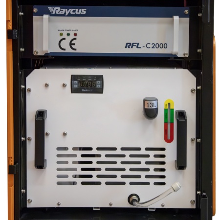 Аппарат для ручной лазерной сварки, резки и очистки FOXWELD LASER 2000-3-МТ