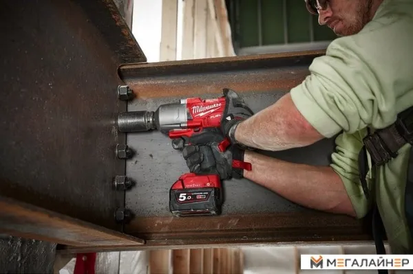 Гайковерт Milwaukee M18 ONEFHIWF12-502X 4933459727 (с 2-мя АКБ, кейс) купить в Минске с доставкой