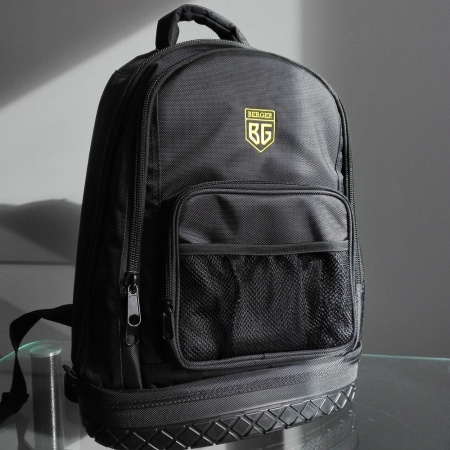 Рюкзак для инструментов, пластиковое дно, 30л BERGER BG1200 купить в Минске с доставкой