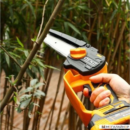 Аккумуляторная пила Deko DKCHS 20-6 063-4481-1 (с 2-мя АКБ) купить в Минске с доставкой