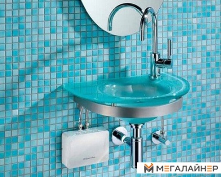 Проточный электрический водонагреватель Electrolux NP6 Aquatronic 2.0 купить в Минске с доставкой