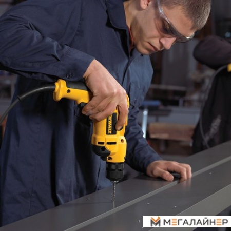 Безударная дрель DeWalt DWD112S купить в Минске с доставкой