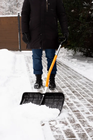 Лопата для уборки снега Plantic Snow Ergonomic 12009-01 купить в Минске с доставкой