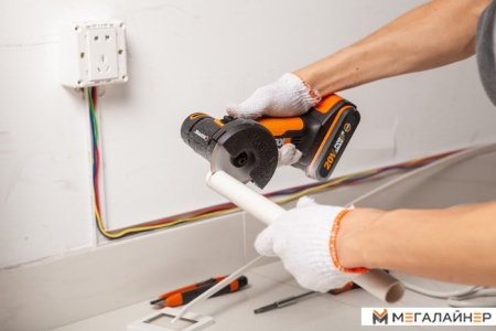 Угловая шлифмашина Worx WX801 (с 1-им АКБ, кейс) купить в Минске с доставкой