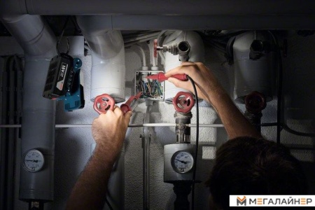 Фонарь Bosch GLI VariLED [0601443400]