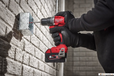 Ударная дрель-шуруповерт Milwaukee M18 BLPDRC-402C 4933492824 (с 2-мя АКБ 4 Ач, кейс) купить в Минске с доставкой