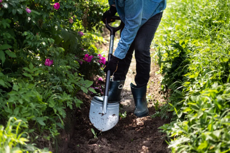 Лопата штыковая остроконечная Plantic Terra Pro 11001-01 купить в Минске с доставкой