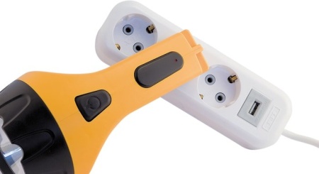 Фонарь Яркий луч LA-20