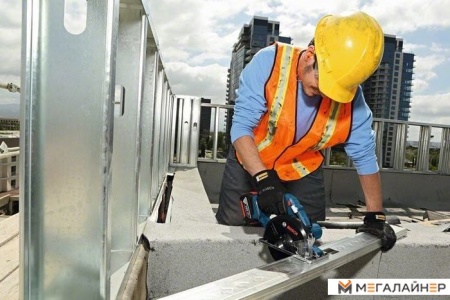 Дисковая пила Bosch GKM 18 V-LI Professional 06016A4002 (два аккумулятора 5 А*ч) купить в Минске с доставкой