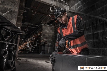 Дрель-шуруповерт AEG Powertools BS 18SBL-202C 4935472277 (с 2-мя АКБ, кейс) купить в Минске с доставкой