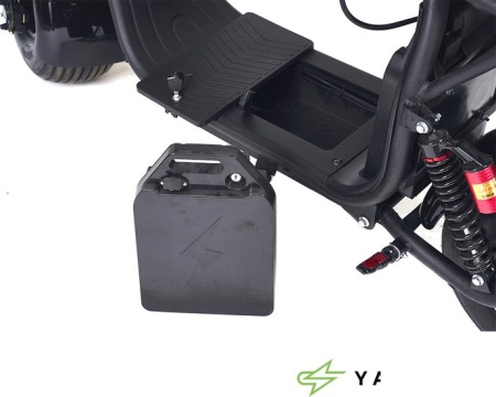 Электроскутер Yakama АР-Н009-2 (черный)