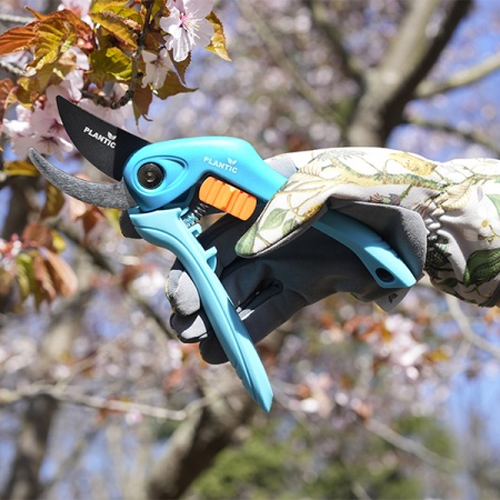 Секатор плоскостной Plantic Light P78 25278-01 купить в Минске с доставкой