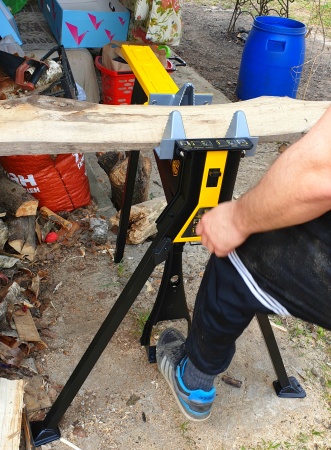 Верстак универсальный складной с быстрозажимными тисками BERGER BG1298 купить в Минске с доставкой