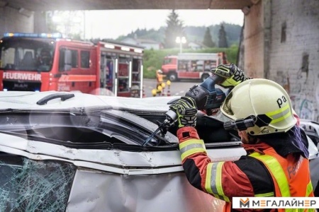 Сабельная пила Bosch GSA 18V-32 Professional 06016A8108 (без АКБ) купить в Минске с доставкой