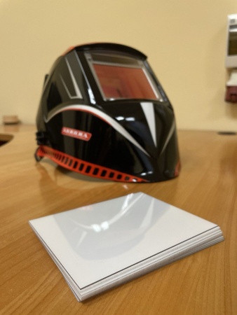 Стекло защитное для сварочной маски Sun-9 - 133х114 мм (10шт.)