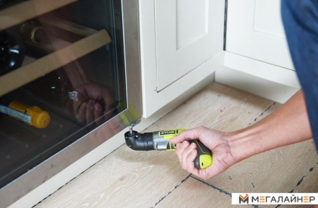 Электроотвертка Ryobi ERGO 5133003411 (с кейсом) купить в Минске с доставкой