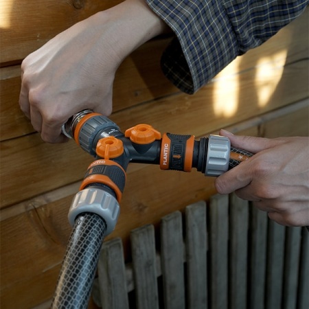 Коннектор c металлическим фиксатором аквастоп 5/8-3/4" Plantic light 39381-01 купить в Минске с доставкой