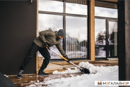 Роллер для уборки снега FISKARS 1057179 купить в Минске с доставкой