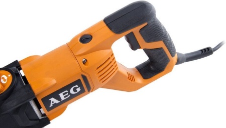 Сабельная пила AEG US 900 XE купить в Минске с доставкой